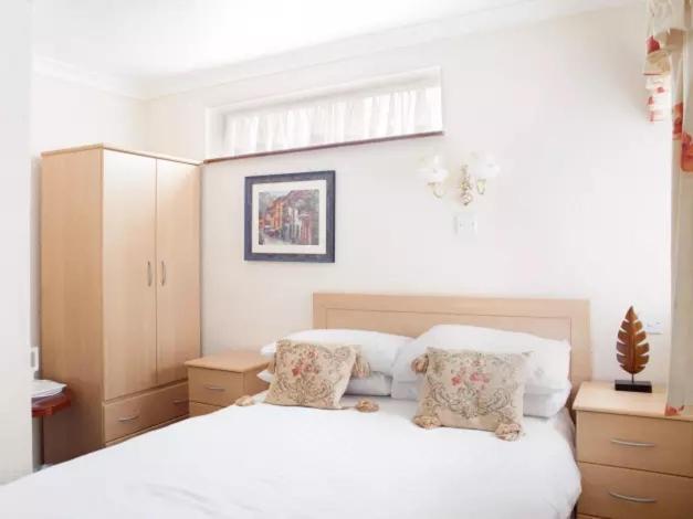 Myroomz Tudor Rose Original แบล็คพูล ภายนอก รูปภาพ